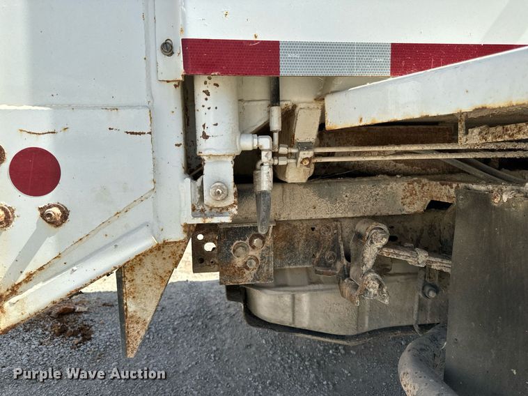 image for item EH4434 2002 Ford F450 Super Duty refuse truck