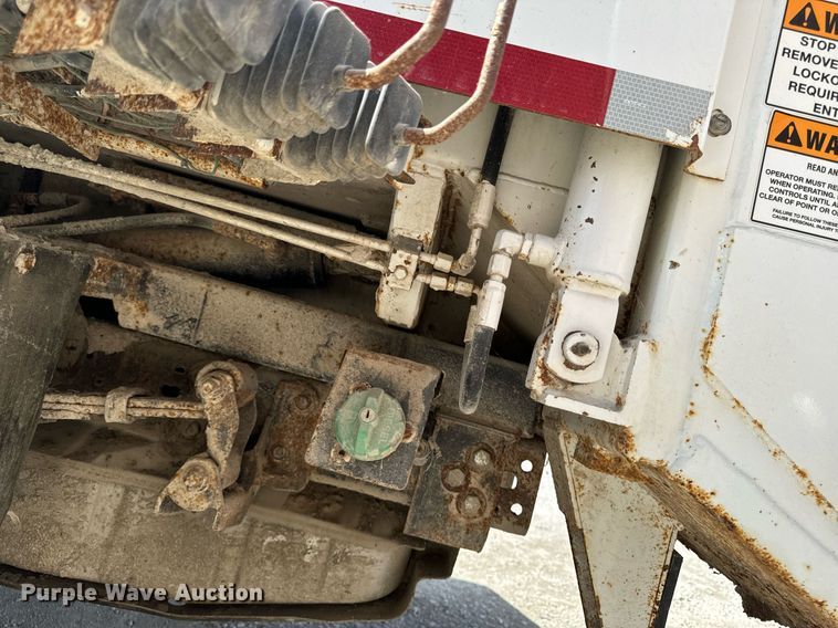 image for item EH4434 2002 Ford F450 Super Duty refuse truck