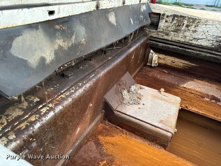 image for item EH4434 2002 Ford F450 Super Duty refuse truck