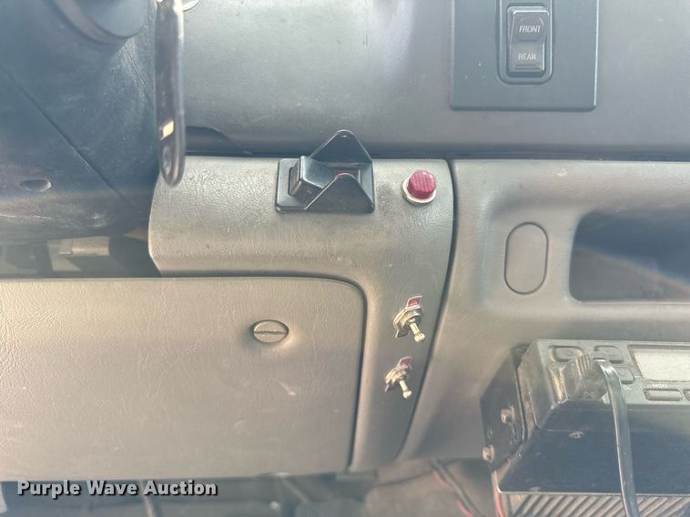 image for item EH4434 2002 Ford F450 Super Duty refuse truck