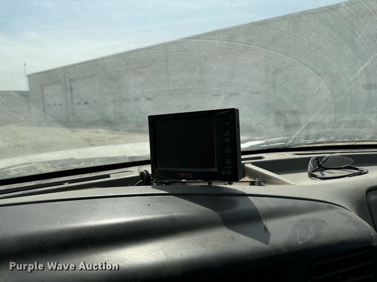 image for item EH4434 2002 Ford F450 Super Duty refuse truck