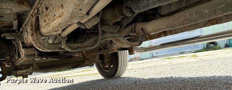 image for item EH4434 2002 Ford F450 Super Duty refuse truck