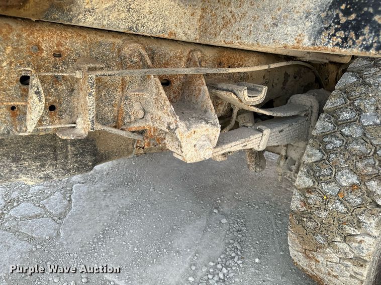 image for item EH4434 2002 Ford F450 Super Duty refuse truck