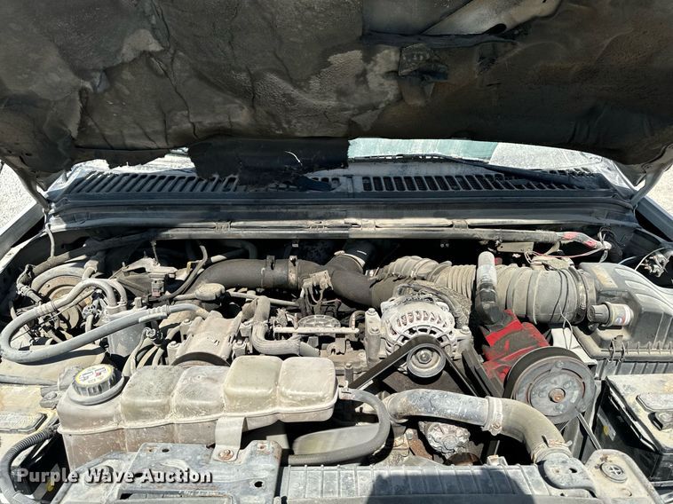 image for item EH4434 2002 Ford F450 Super Duty refuse truck