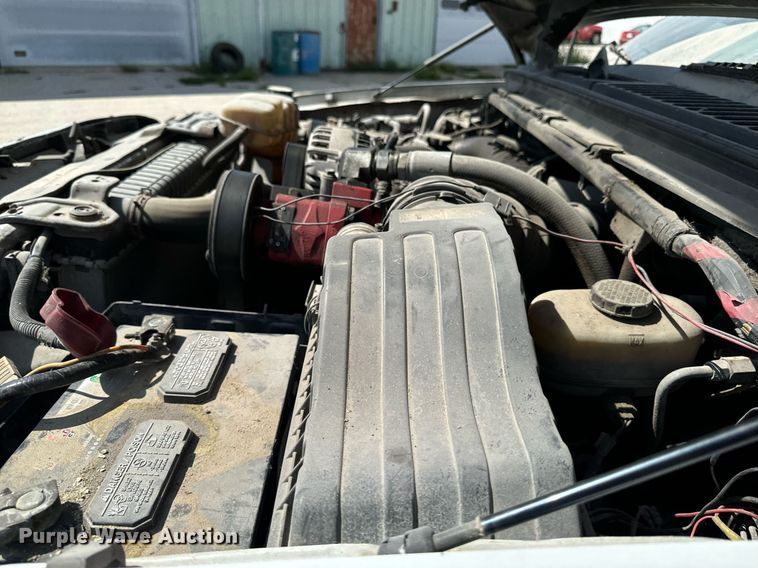 image for item EH4434 2002 Ford F450 Super Duty refuse truck