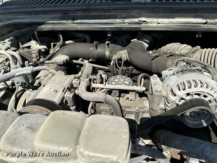 image for item EH4434 2002 Ford F450 Super Duty refuse truck