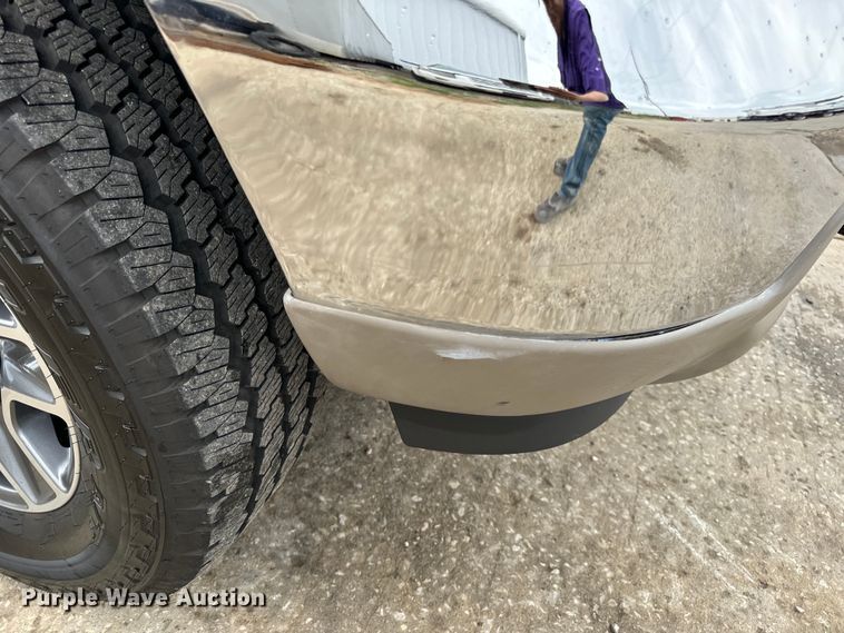 image for item EH6969 2002 Ford Excursion Limited SUV