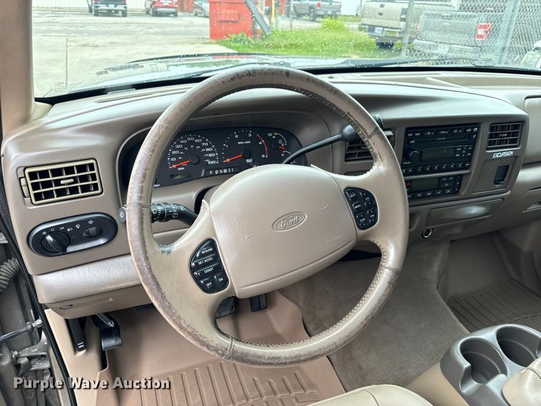 image for item EH6969 2002 Ford Excursion Limited SUV