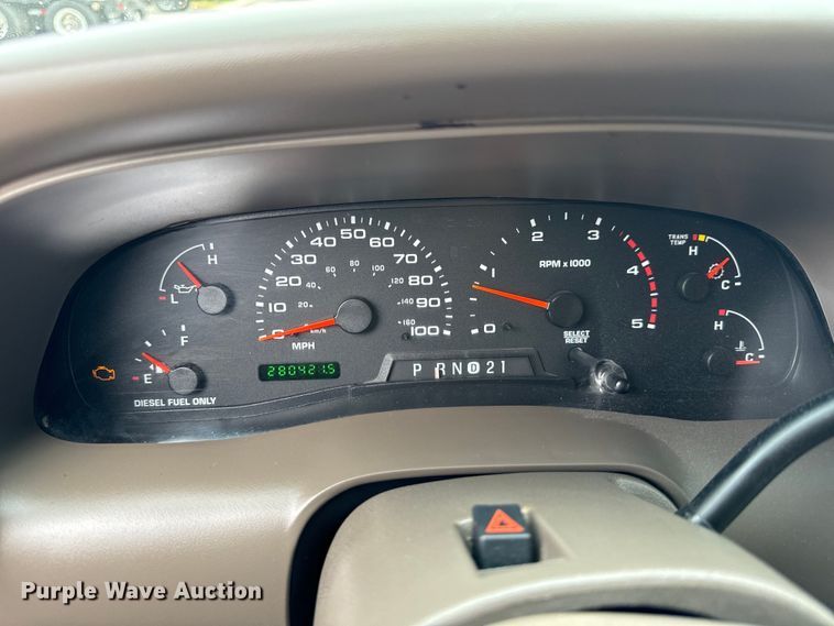 image for item EH6969 2002 Ford Excursion Limited SUV