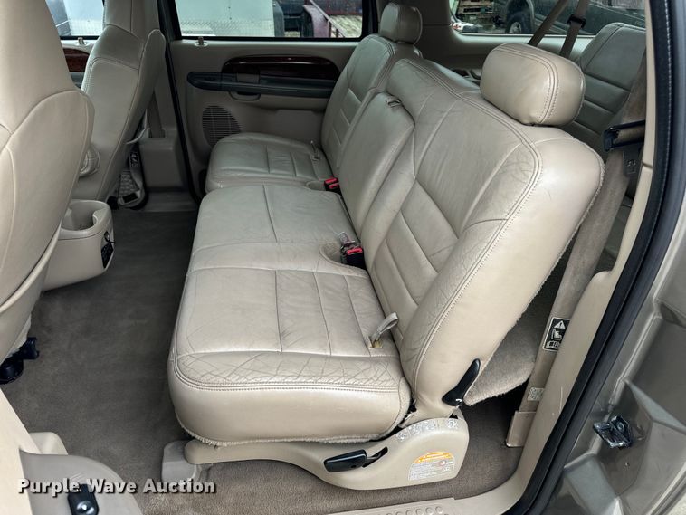 image for item EH6969 2002 Ford Excursion Limited SUV