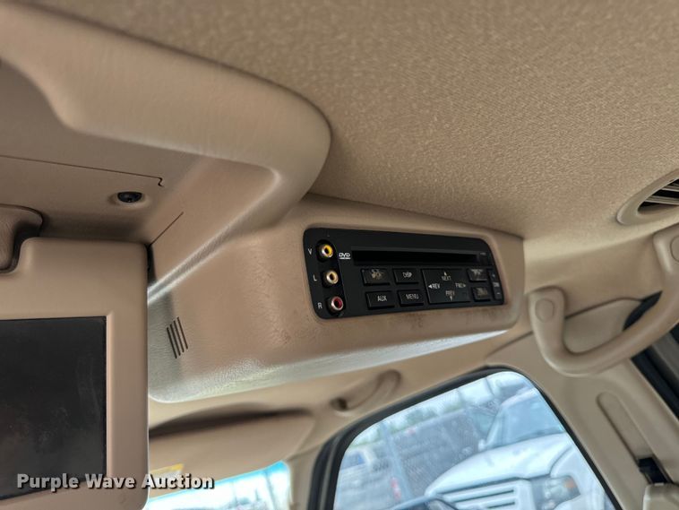 image for item EH6969 2002 Ford Excursion Limited SUV