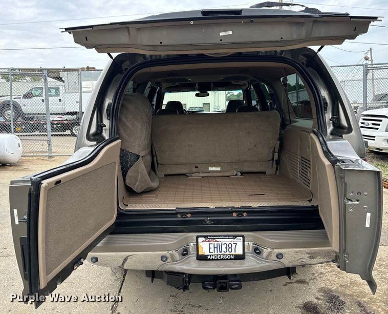 image for item EH6969 2002 Ford Excursion Limited SUV