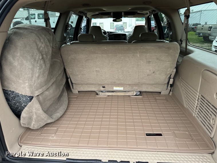 image for item EH6969 2002 Ford Excursion Limited SUV