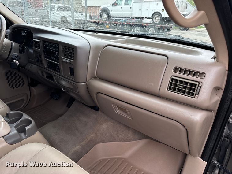 image for item EH6969 2002 Ford Excursion Limited SUV