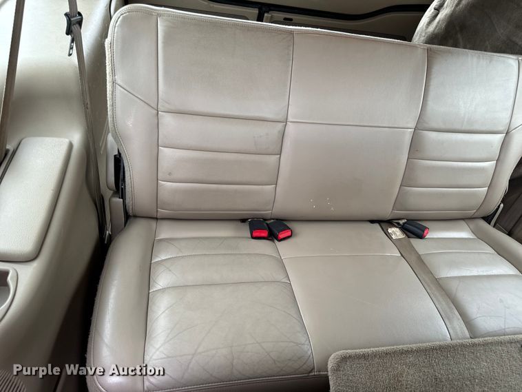 image for item EH6969 2002 Ford Excursion Limited SUV