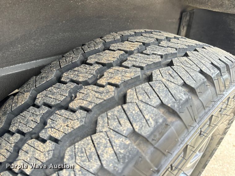 image for item EH6969 2002 Ford Excursion Limited SUV