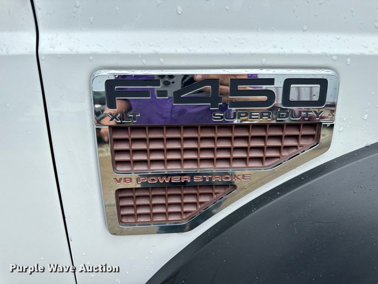 image for item EH6971 2010 Ford F450 Super Duty XLT flatbed truck