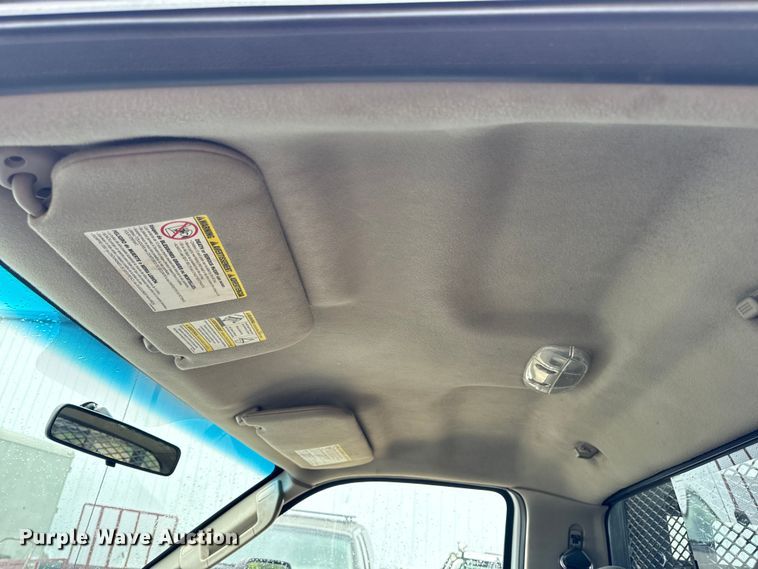 image for item EH6971 2010 Ford F450 Super Duty XLT flatbed truck