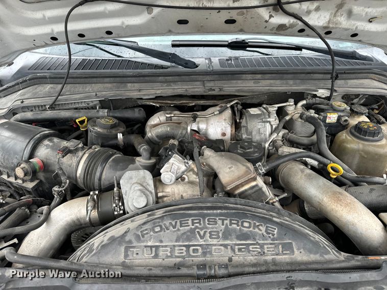 image for item EH6971 2010 Ford F450 Super Duty XLT flatbed truck