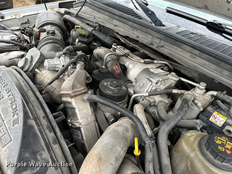 image for item EH6971 2010 Ford F450 Super Duty XLT flatbed truck