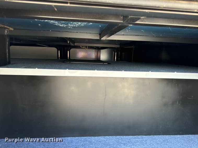 image for item EH6979 2016 Winnebago  Vista LX RV