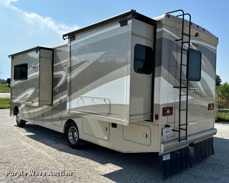 image for item EH6979 2016 Winnebago  Vista LX RV