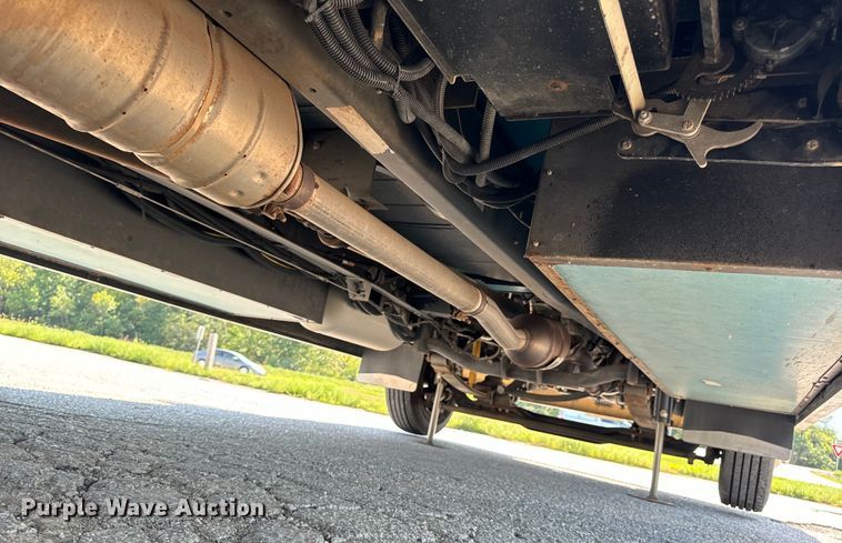 image for item EH6979 2016 Winnebago  Vista LX RV