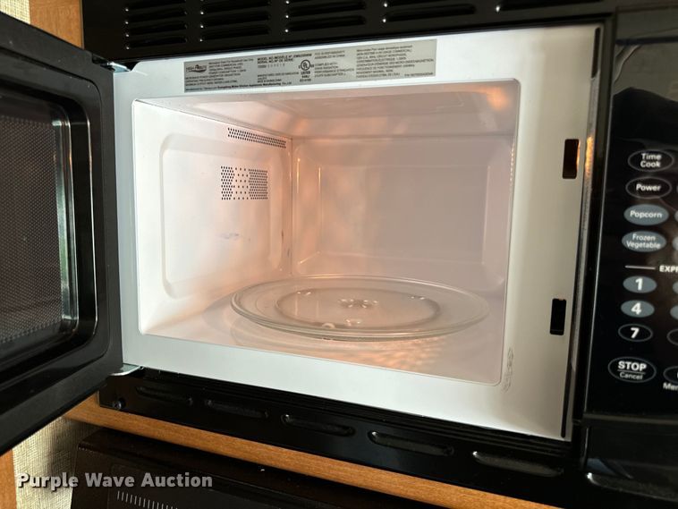 image for item EH6979 2016 Winnebago  Vista LX RV