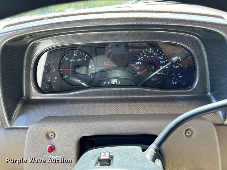 image for item EH6979 2016 Winnebago  Vista LX RV