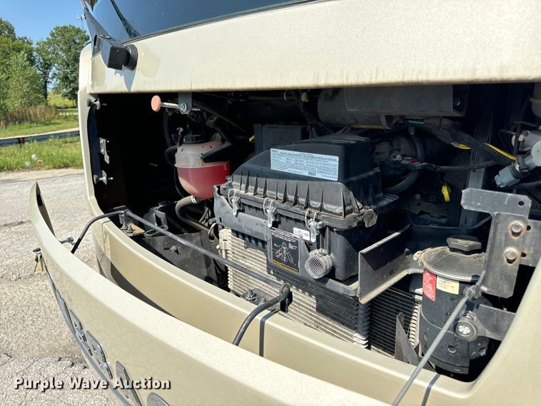 image for item EH6979 2016 Winnebago  Vista LX RV