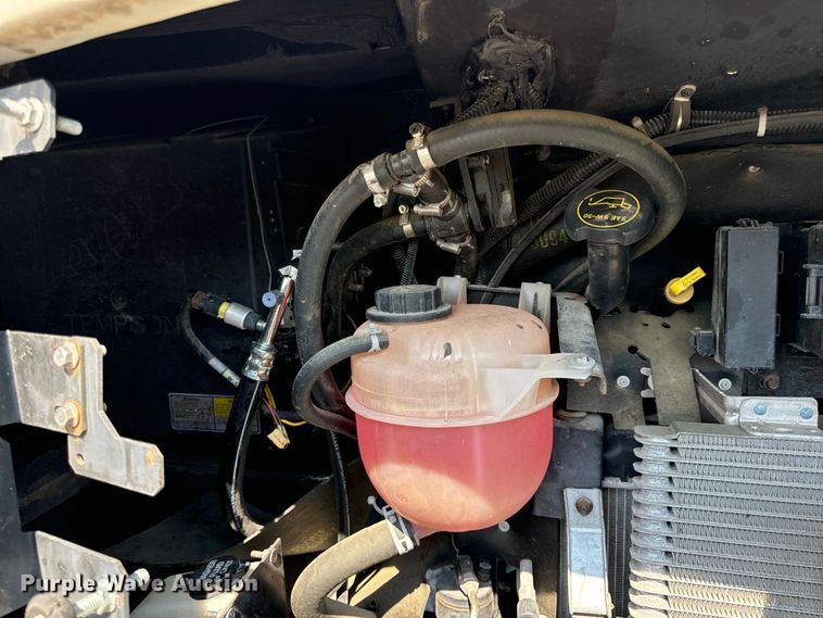 image for item EH6979 2016 Winnebago  Vista LX RV