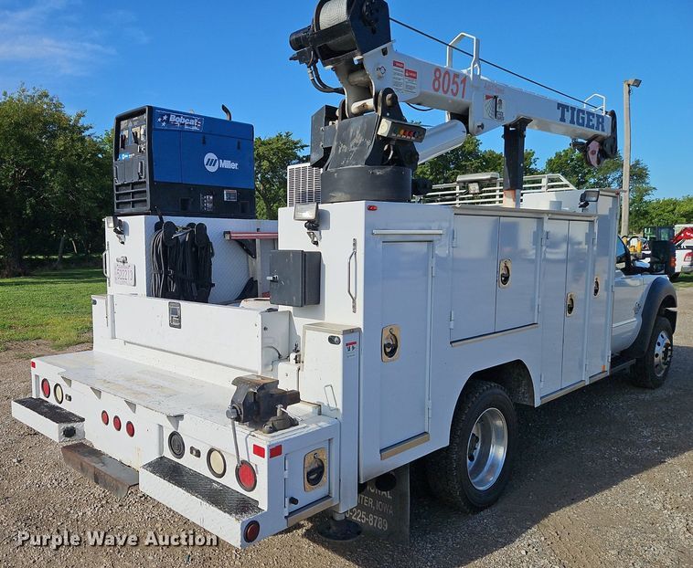 image for item EI8230 2012 Ford F550 Super Duty XL utility / service truck