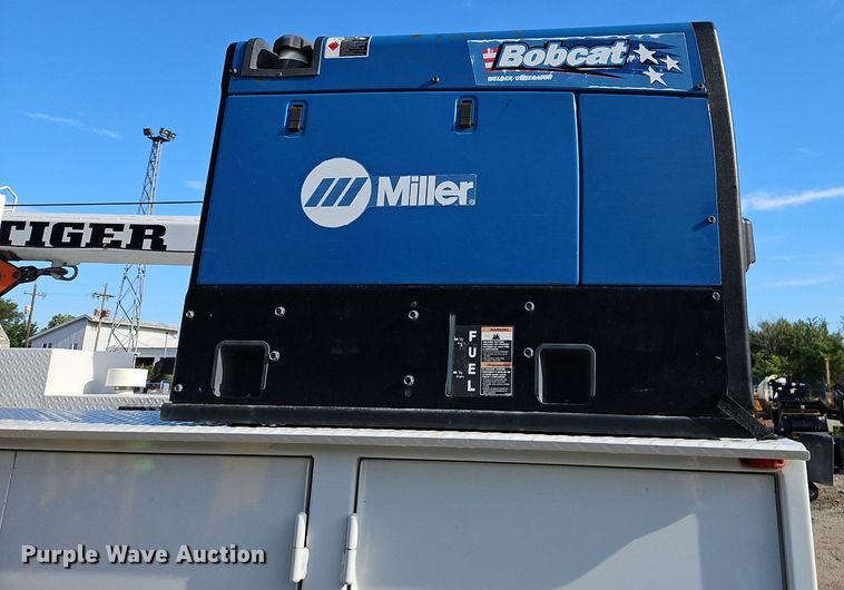 image for item EI8230 2012 Ford F550 Super Duty XL utility / service truck