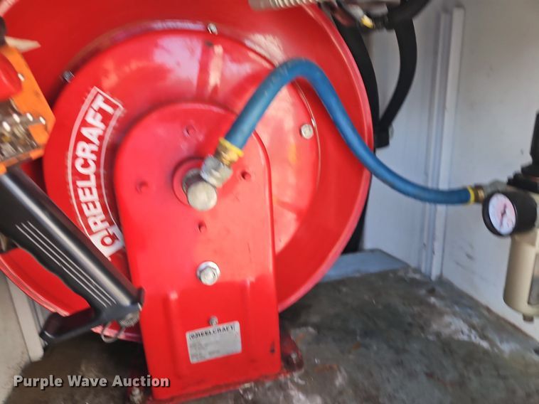 image for item EI8230 2012 Ford F550 Super Duty XL utility / service truck