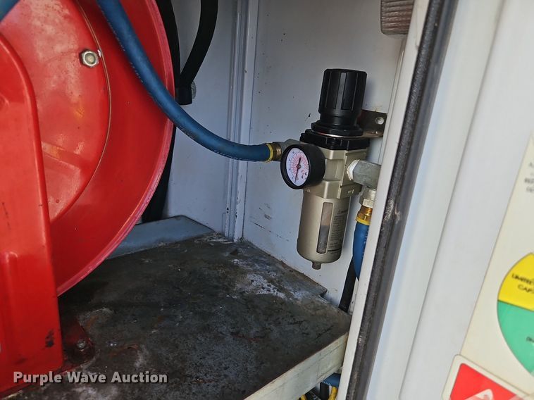 image for item EI8230 2012 Ford F550 Super Duty XL utility / service truck