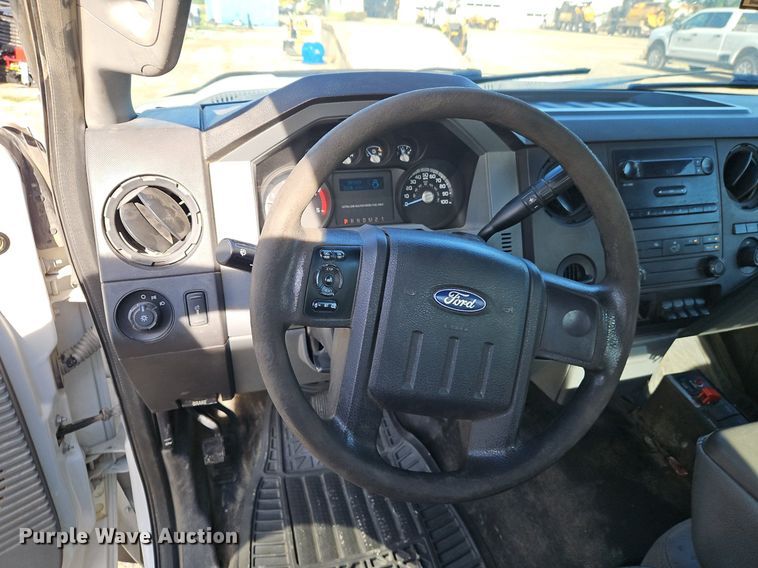 image for item EI8230 2012 Ford F550 Super Duty XL utility / service truck