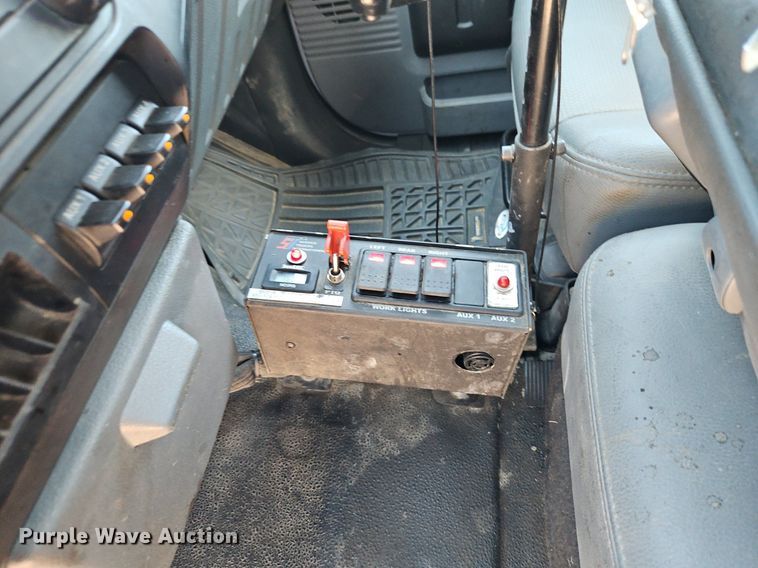 image for item EI8230 2012 Ford F550 Super Duty XL utility / service truck