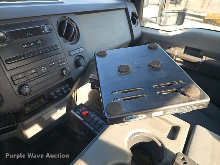 image for item EI8230 2012 Ford F550 Super Duty XL utility / service truck