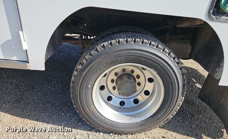 image for item EI8230 2012 Ford F550 Super Duty XL utility / service truck