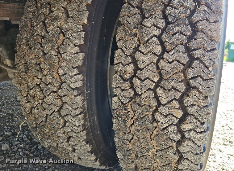 image for item EI8230 2012 Ford F550 Super Duty XL utility / service truck