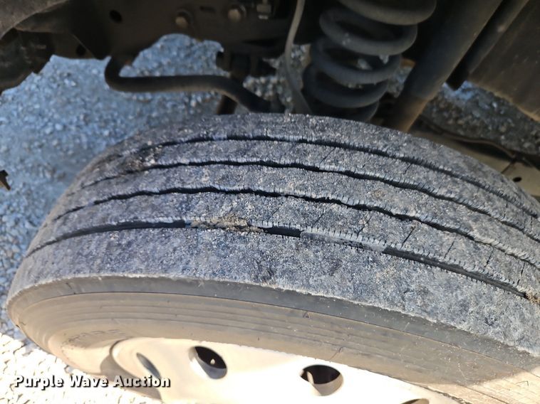 image for item EI8230 2012 Ford F550 Super Duty XL utility / service truck