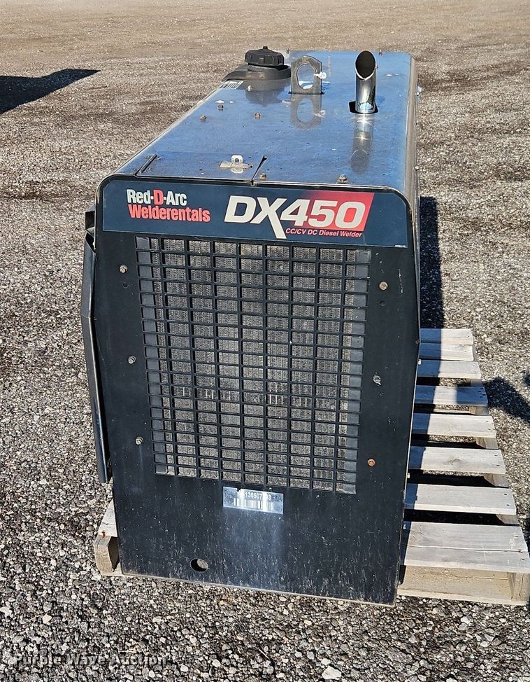 image for item EI8240 Red-D-Arc DX450 welder/generator