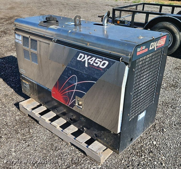 image for item EI8240 Red-D-Arc DX450 welder/generator