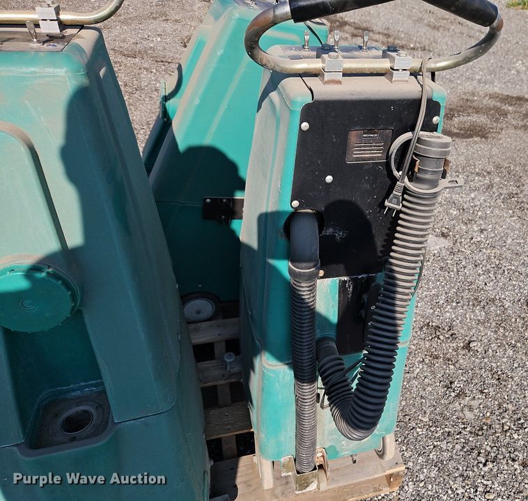 image for item EI8242 (3) Spectrum Mop it 2 floor scrubbers