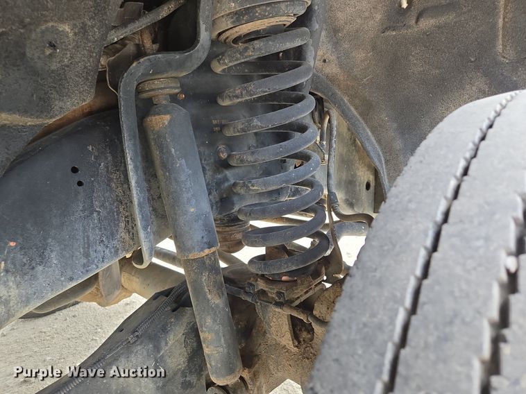 image for item EI8246 2011 Ford  F450 Super Duty XL Crew Cab utility / service truck