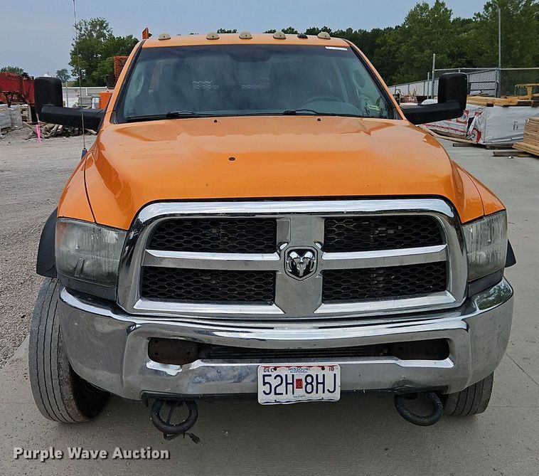 image for item EI8253 2013 Dodge  Ram 5500HD Crew Cab utility / service truck