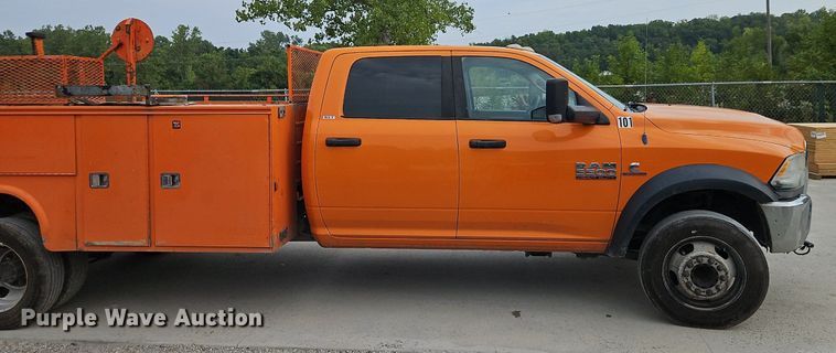 image for item EI8253 2013 Dodge  Ram 5500HD Crew Cab utility / service truck