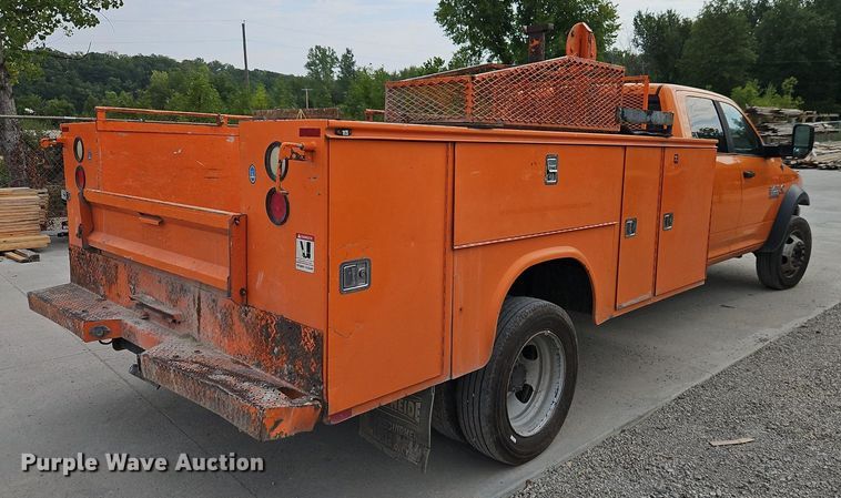 image for item EI8253 2013 Dodge  Ram 5500HD Crew Cab utility / service truck