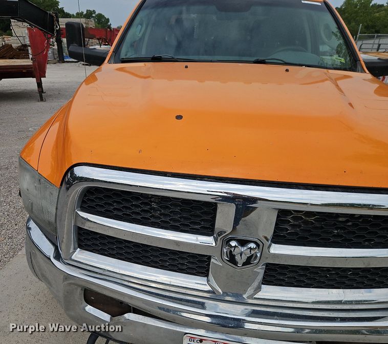 image for item EI8253 2013 Dodge  Ram 5500HD Crew Cab utility / service truck