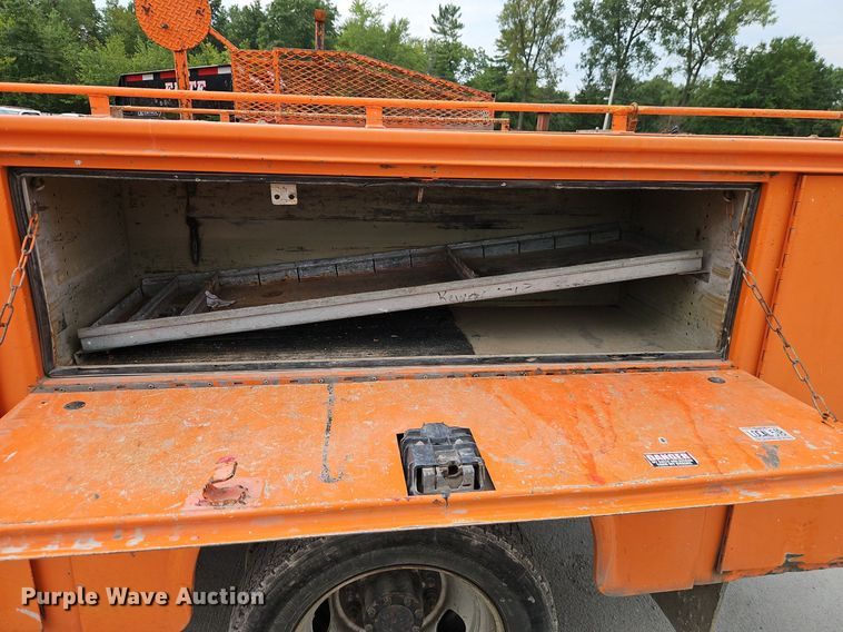 image for item EI8253 2013 Dodge  Ram 5500HD Crew Cab utility / service truck